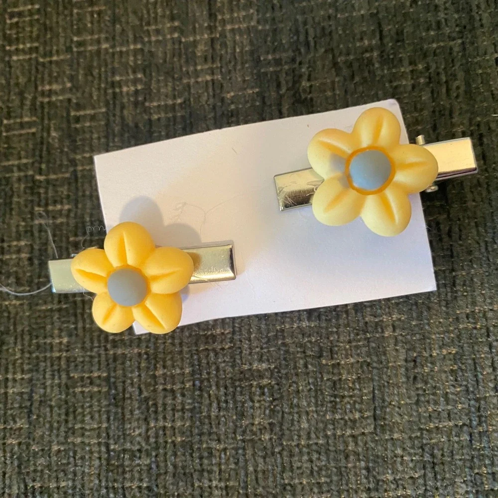 Handmade Hair Clips Girls Multicolor Excellent Animal Flower Bow Soccer 16pc